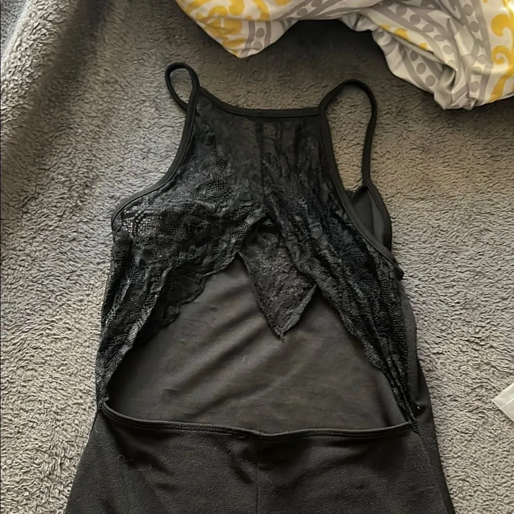 Elegant Black Lace Dress - Image 3