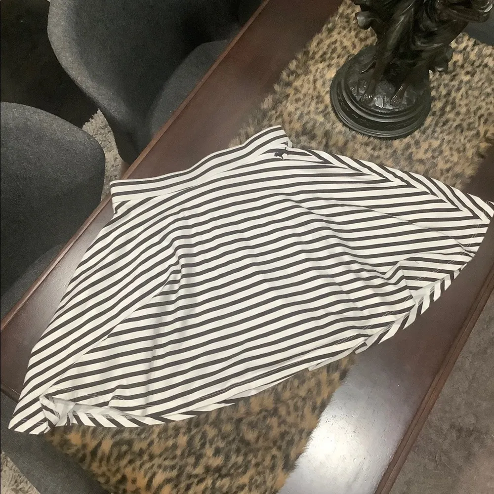 PINK BY VICTORIAS SECRET MINI SKIRT - Image 3