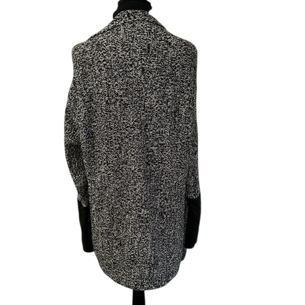 H&M Marble Black and White Sweater(Size Small) - Image 2