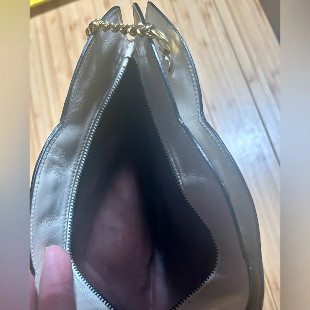 Vintage Ferragamo Bag Cream Gold Chain Party 1980s Clutch Leather - Image 8