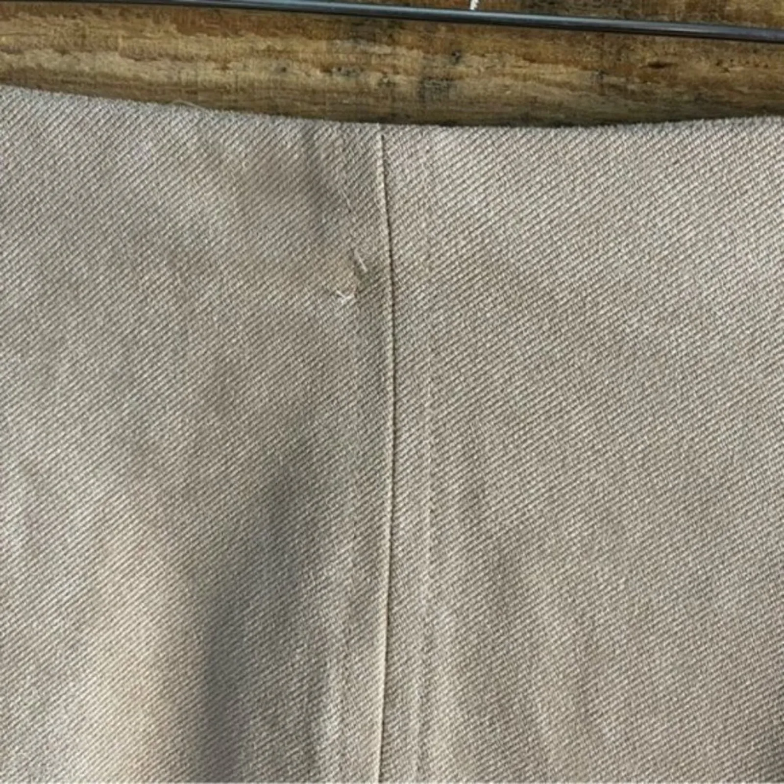 Wild Honey‎ Tan Skirt Size Large - Image 3