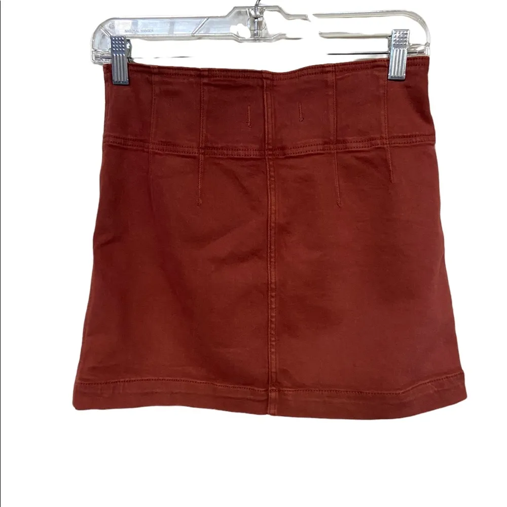 Free People We The Free terracotta front zip size 28 Virgo mini skirt. - Image 4