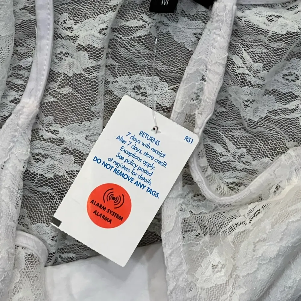 NWT Women’s Ambiance Medium White Floral Bodysuit - Image 3