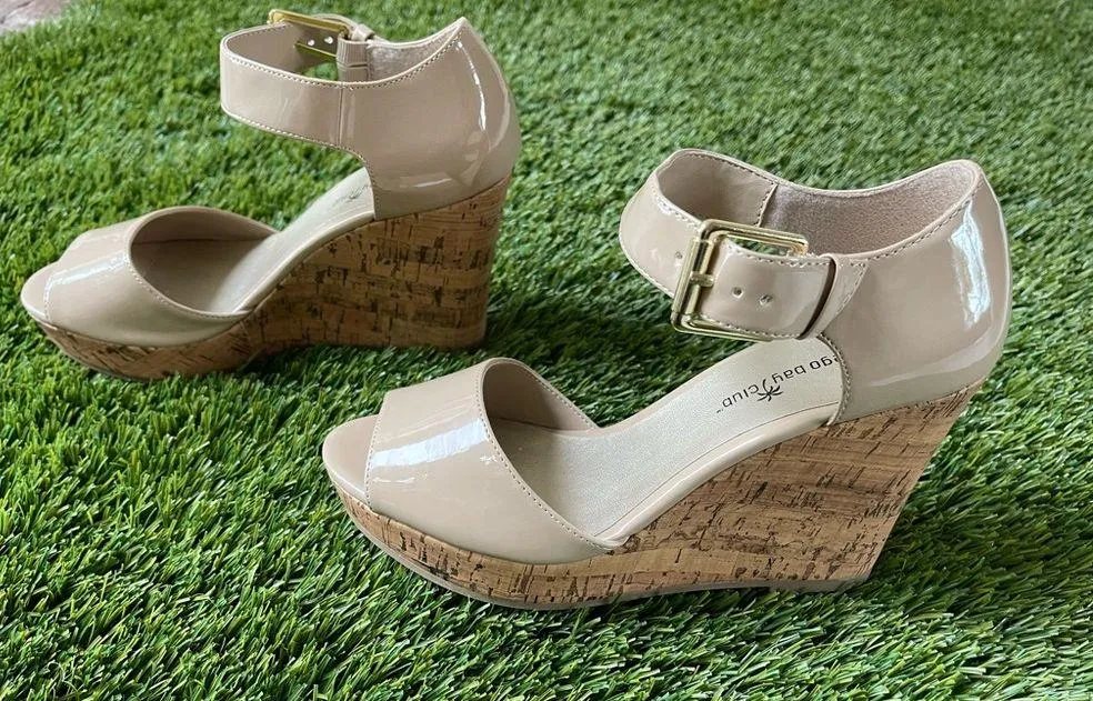 Montego Bay Club Cork Wedge Sandals Size 8 - Image 3