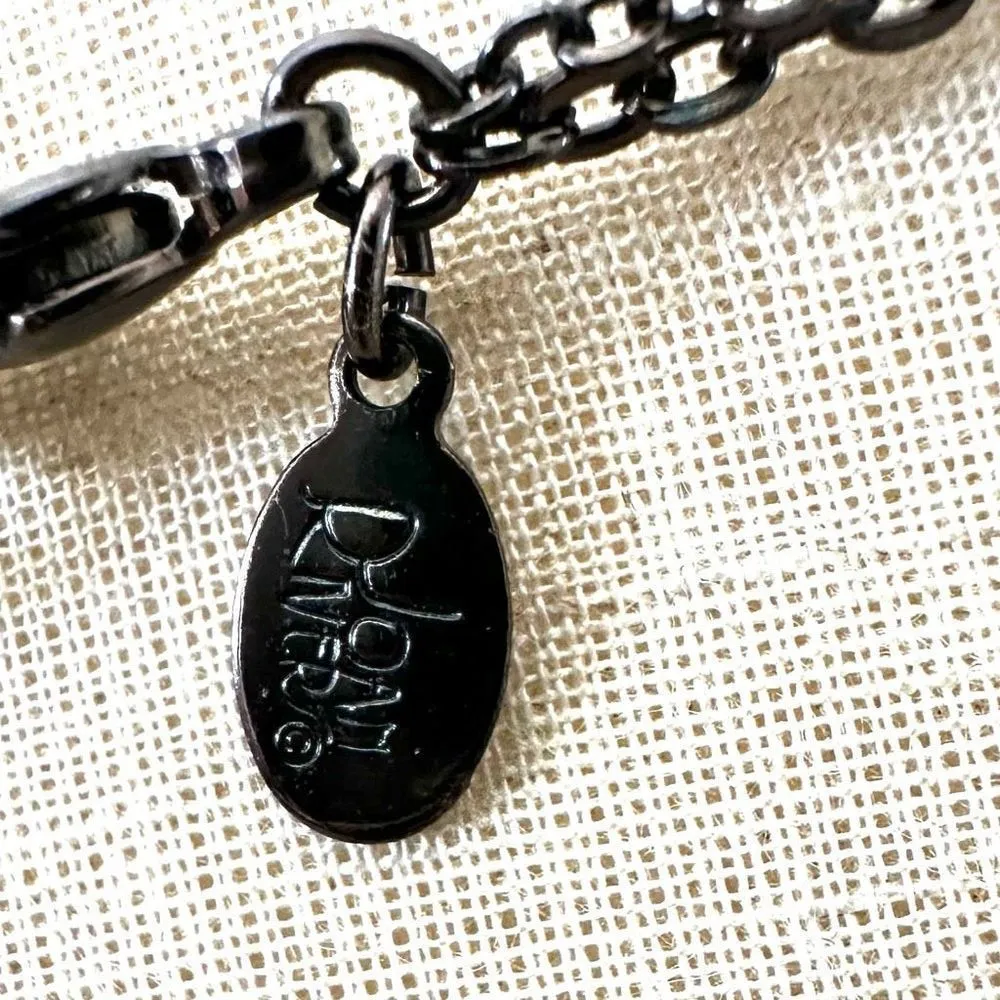 Joan Rivers  black teardrop statement necklace - Image 7