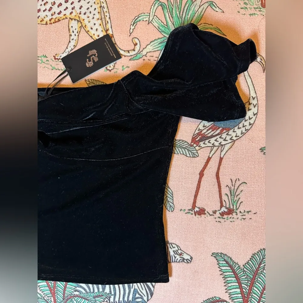 NWT Sincerely Jules Black Velvet Y2K 90s Bow Crop Top Womens Blouse - Image 3