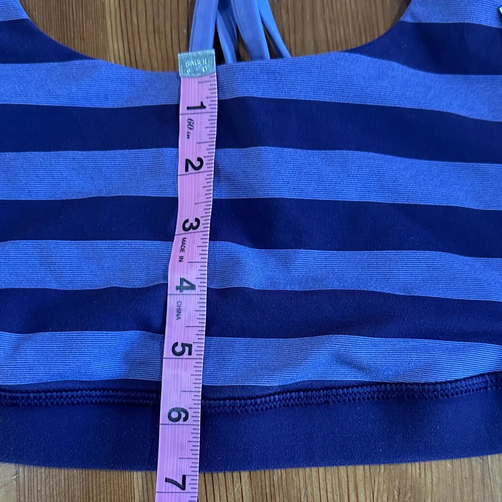Lululemon Striped purple  Women's Sport  Top - Image 8