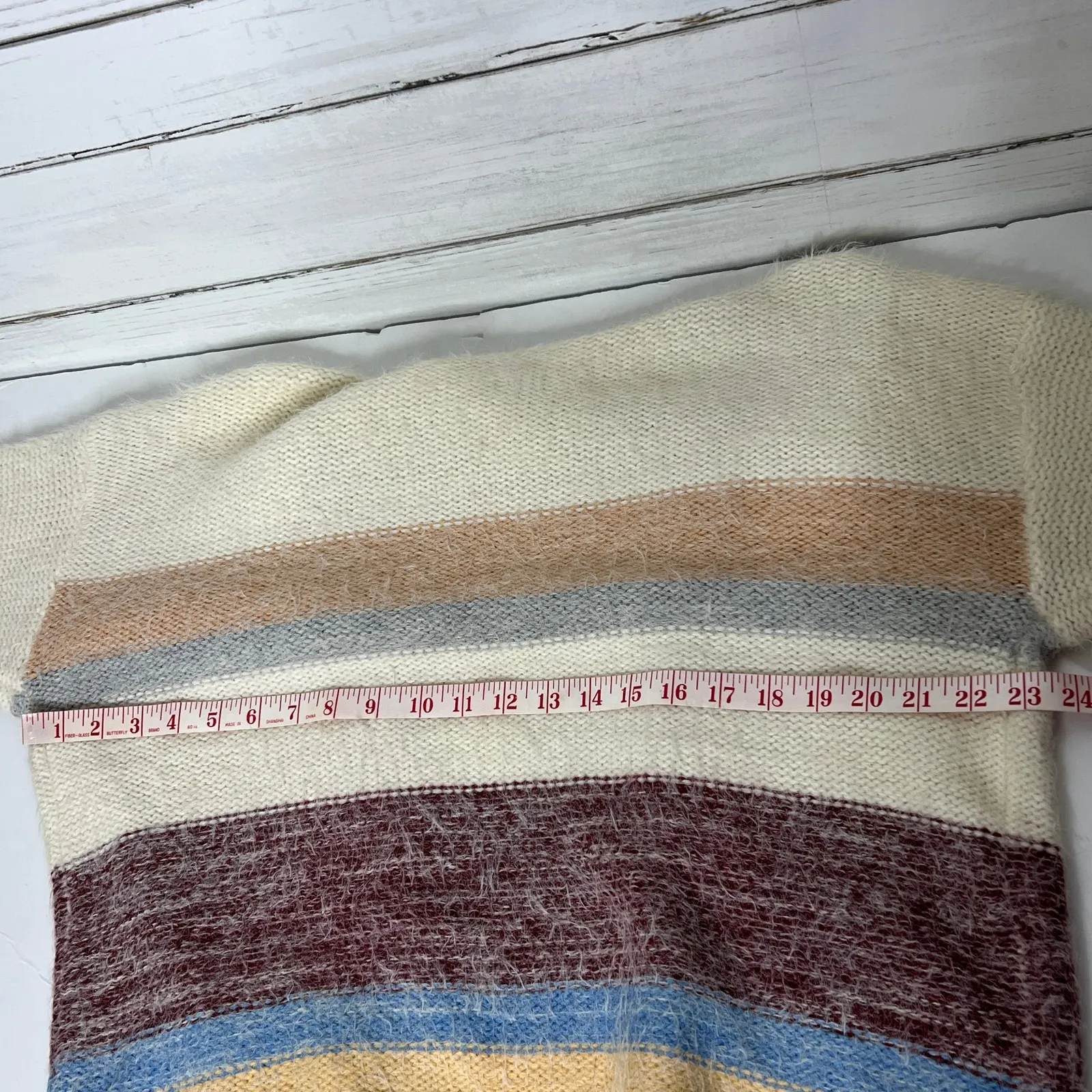 BiBi Fuzzy Eyelash Knit Stripe Cardigan Sweater Cream Open Front Size Large Blue - Image 4