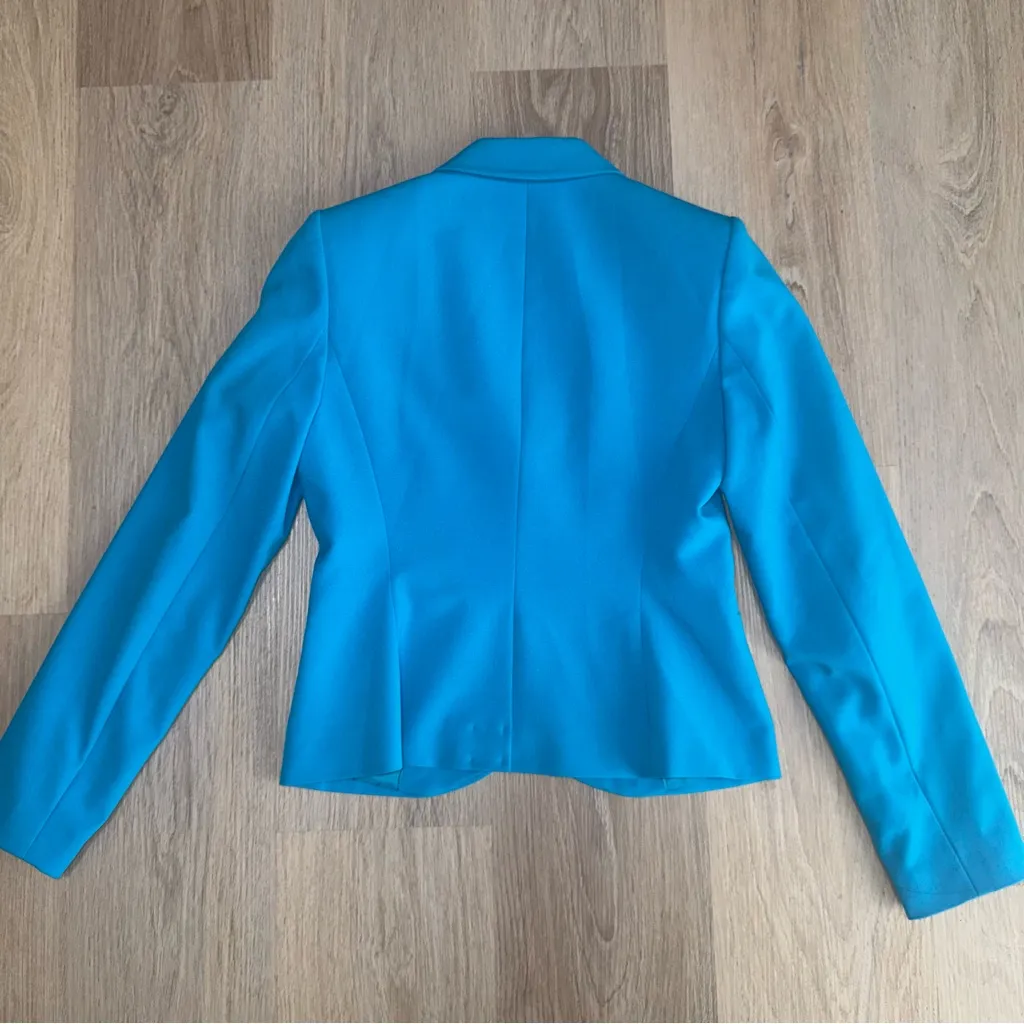 Calvin Klein Bright Blue Blazer Jacket - Size 4P - Image 3