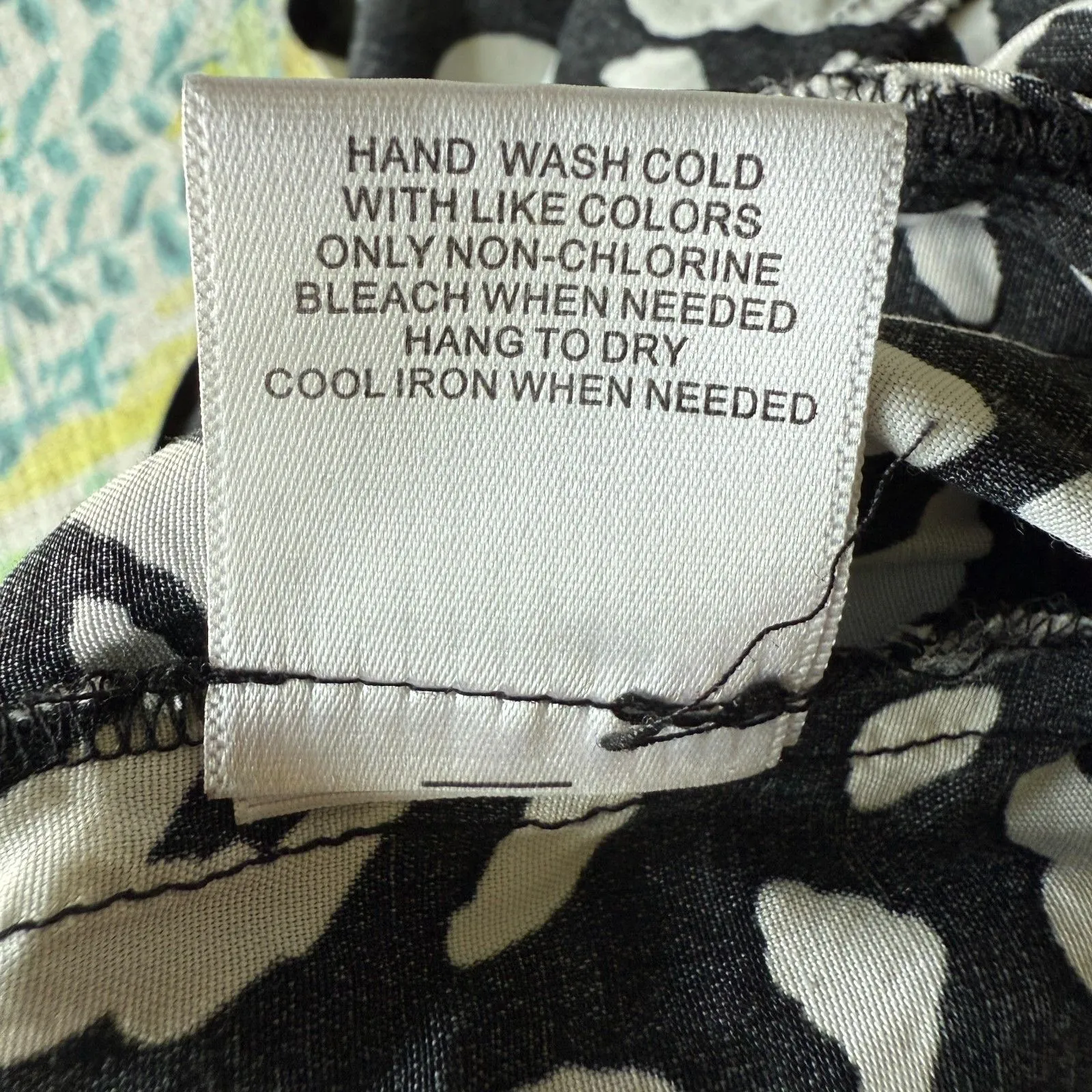 Modcloth Jumpsuit Cropped Bold Nation Snow Leopard Animal Print Black White 4 - Image 6