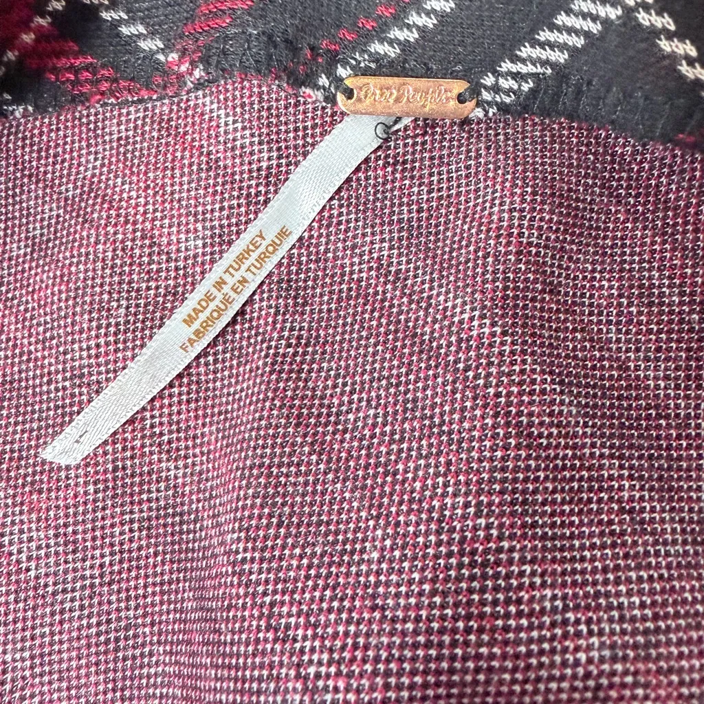 Free people Plaid A-Line Skirt - Red and Black mini skirt size large nwt - Image 3