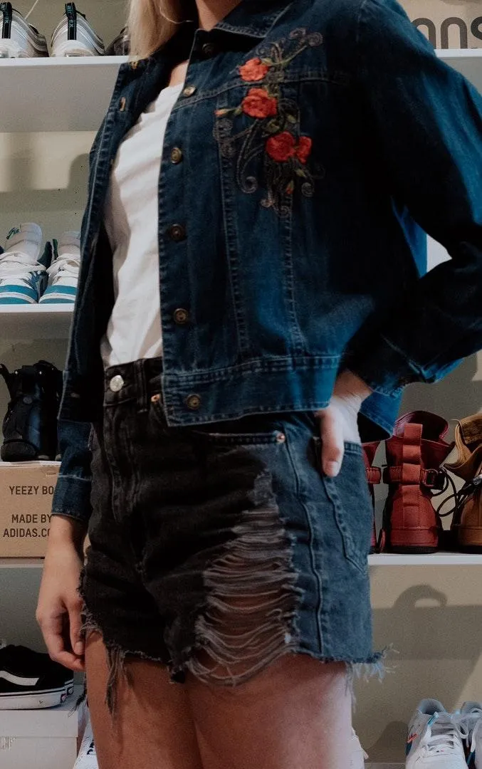 Studio Ease vintage embroidered denim jacket  - Image 3