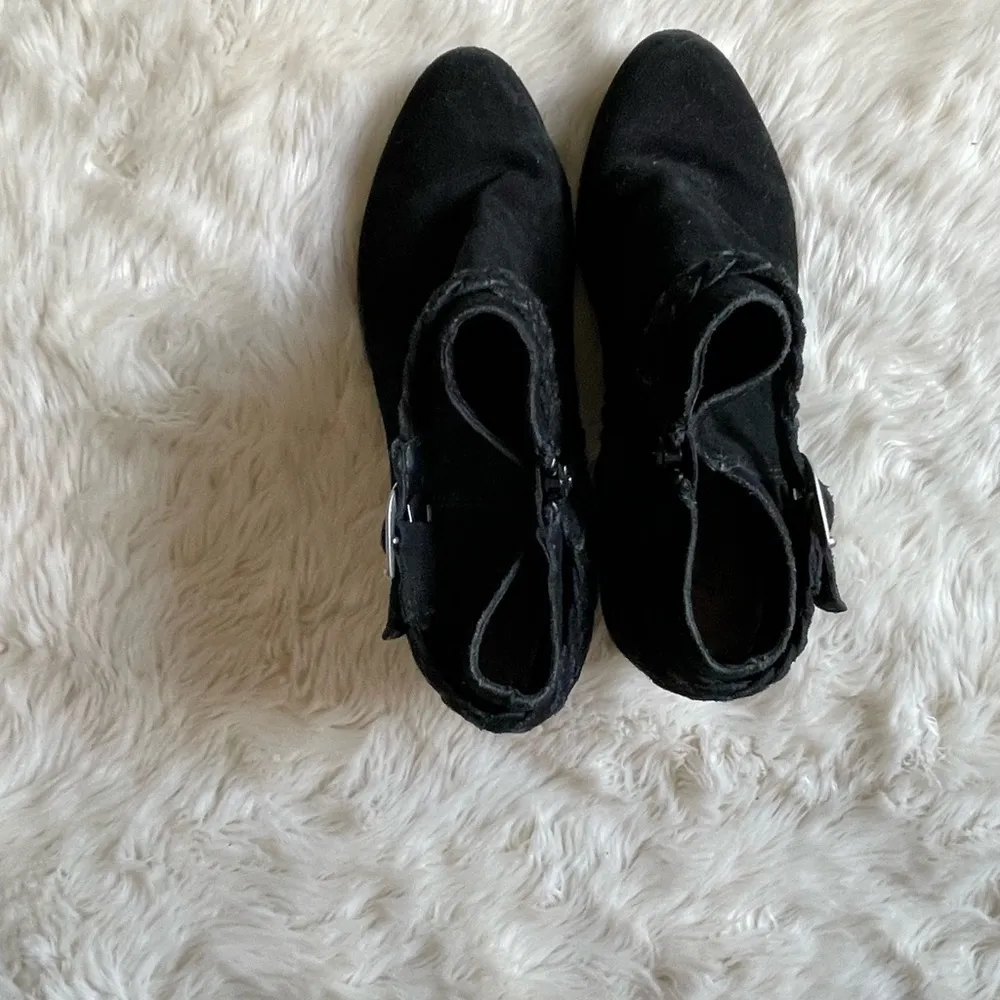 Bass Black Suede Nina Braid Bootie 8M - Image 5