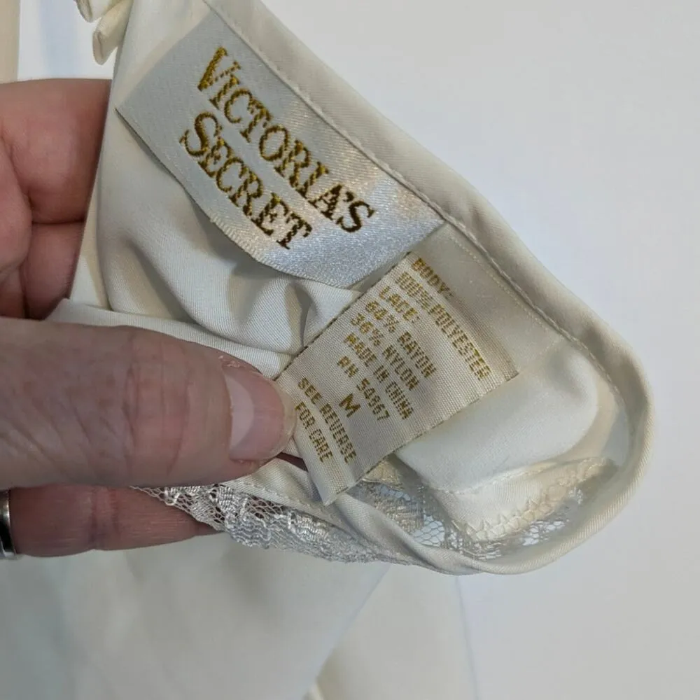 Victoria's Secret Gold Label Silky Short Nightie White Lace Spaghetti Straps M - Image 3
