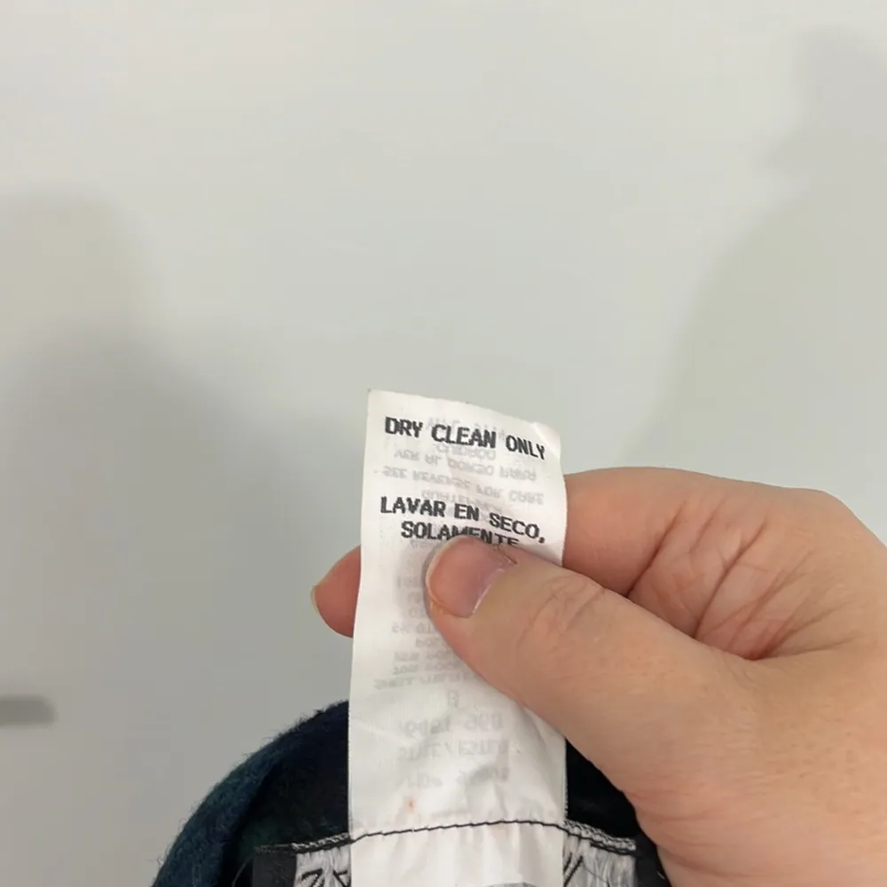 Vintage Savannah Size 8 Wool Green and Blue Plaid Bermuda Shorts with Pockets - Image 8