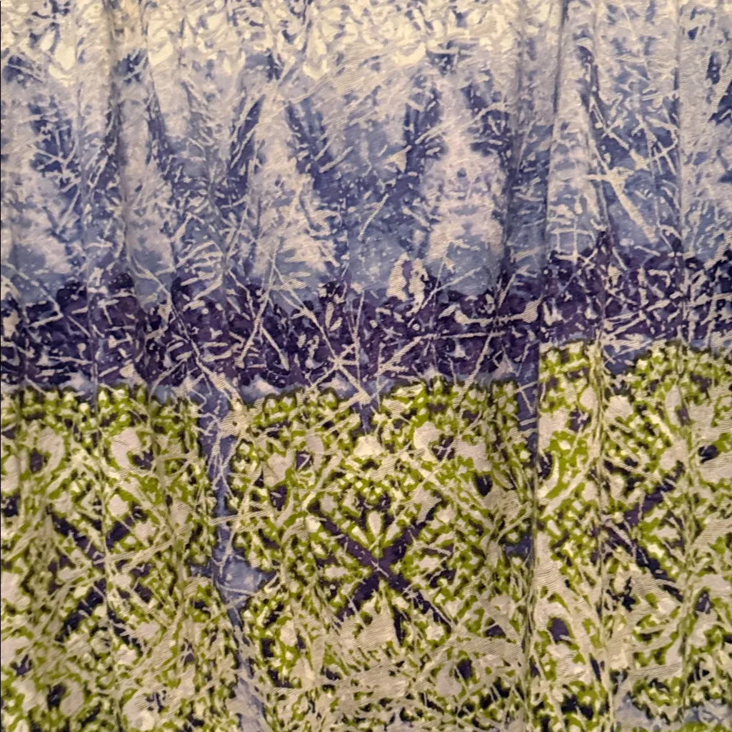 Izod Blue and Green Patterned Blouse - Image 2