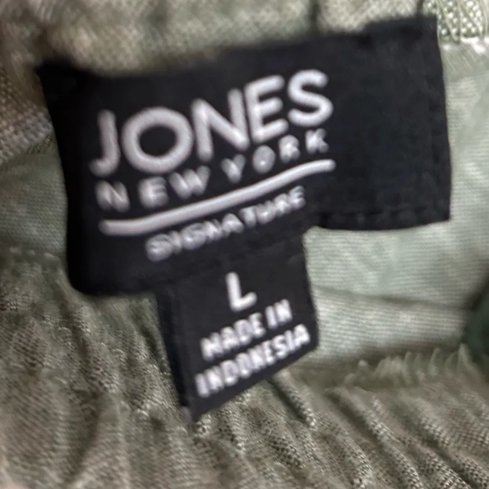 Jones New York Pants Size Large Linen Blend Sage Green Crop Cargo Pockets - Image 4