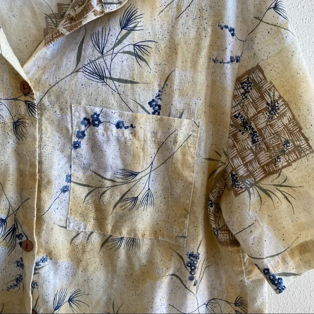 Vintage Button Up Hawaiian Shirt Size L - Image 11