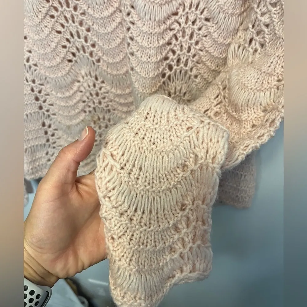 American Eagle NWT Blush Open Knit Crochet Wool Blend Sweater - Image 7