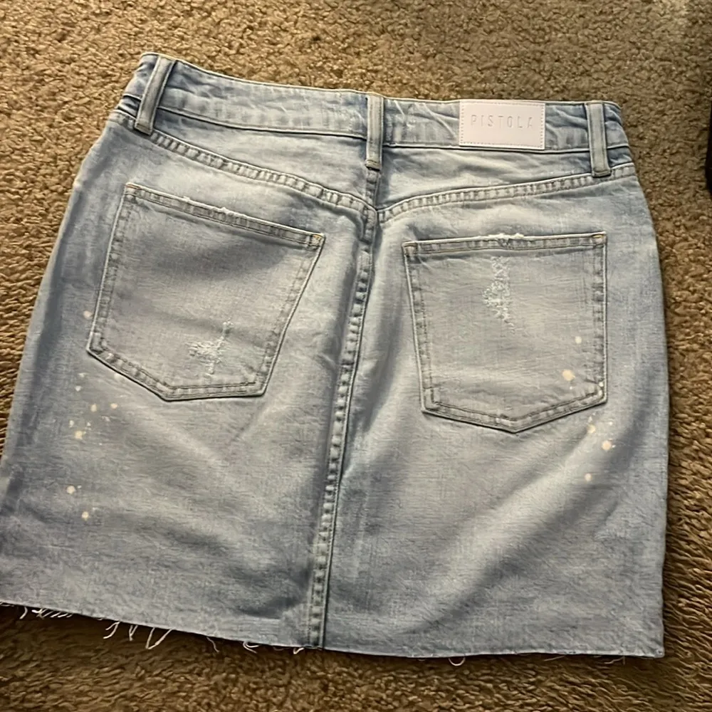 Pistola Denim Jean Mini Skirt Distressed Raw Hem Light Wash Blue Size 27 - Image 4