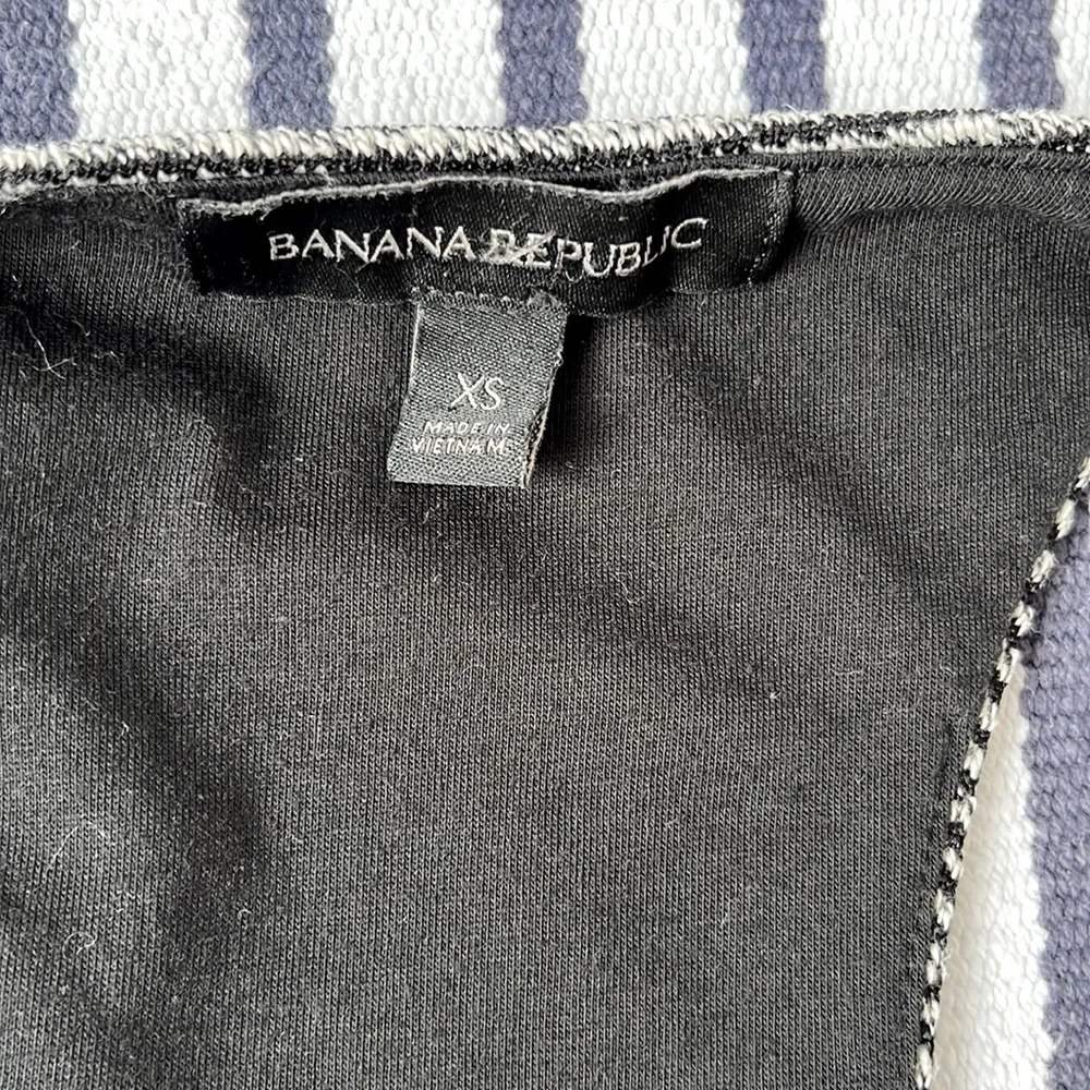 Banana Republic Black & White Striped Knit Maxi Dress XS - Image 9