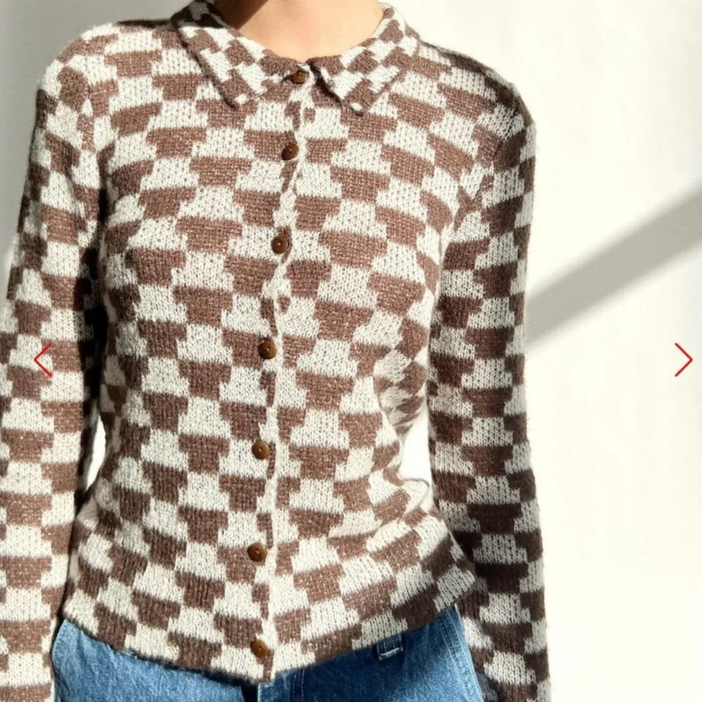 Lisa Says Gah Leti Button Up Sweater - Image 2