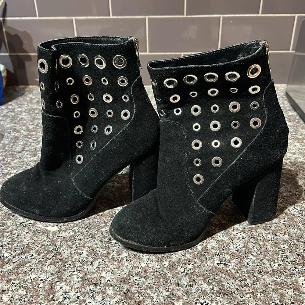 Chinese Laundry Black Suede Heel Boots - Image 4