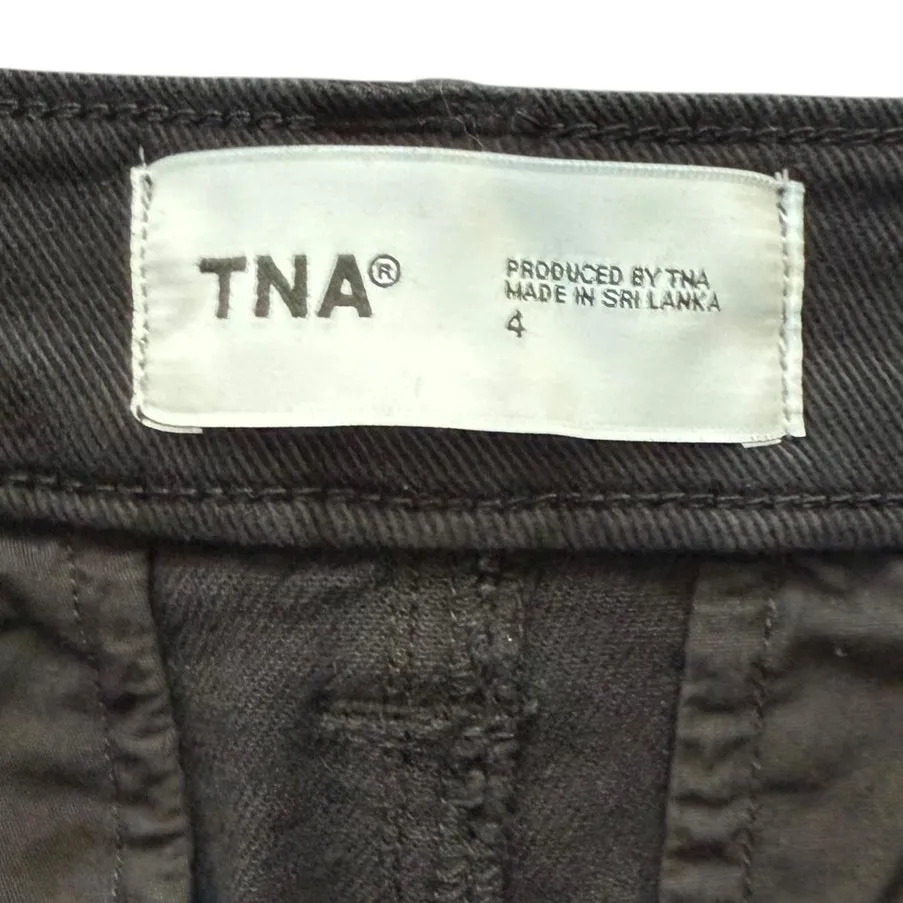 Aritzia TNA Cargo Skirt Black Denim Midi Skirt with Pockets Size Small (4) - Image 7