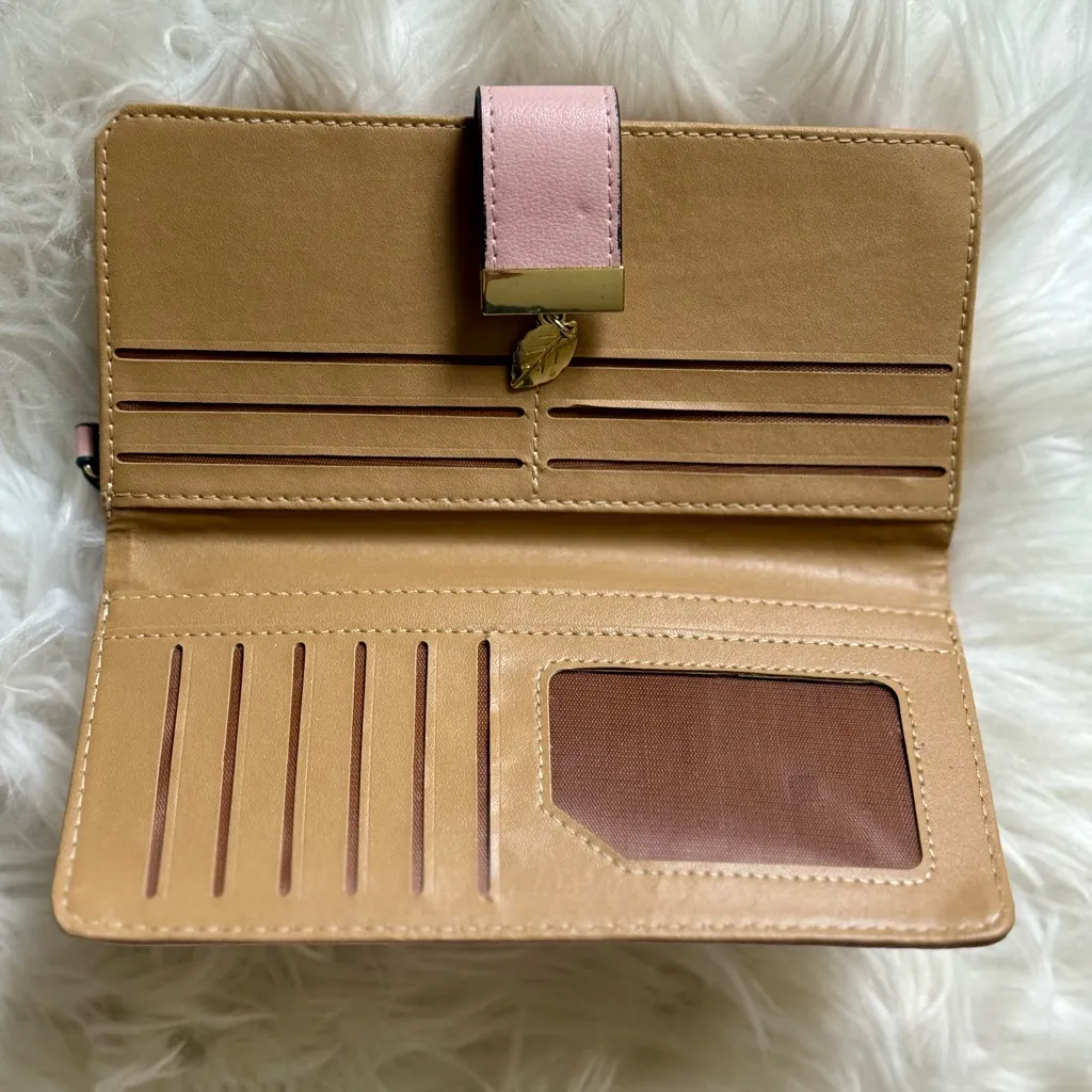 Elegant Pink Wallet with Leaf Cutout Design - Image 4