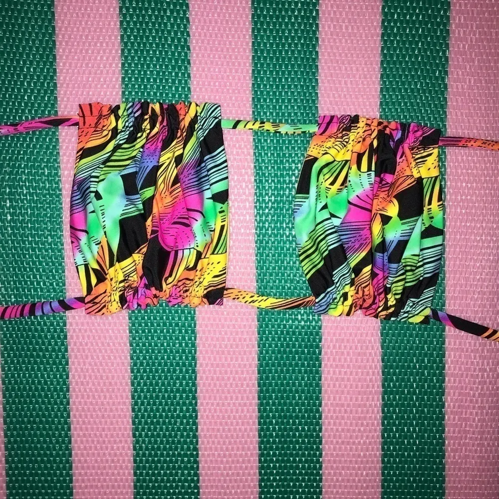 Zuliana Size Small Brazilian Cut Bright Print Bikini. Made in USA. New With Tags Pink - Image 5