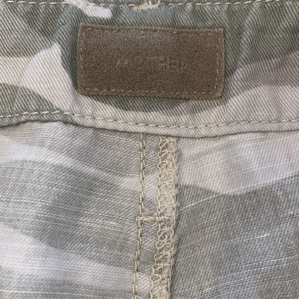 Mother Denim Shaker Chop Crop Fray Pant in Desert Print Size 29‎ $218 Green - Image 8