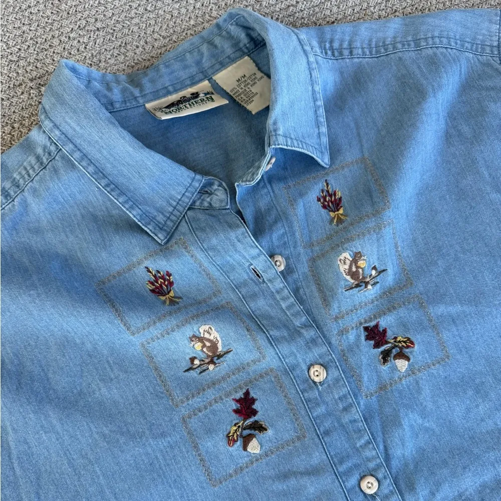 Vtg Northern Reflections Blue Denim Button Down Jean Shirt Embroidered Squirrels Size M - Image 10