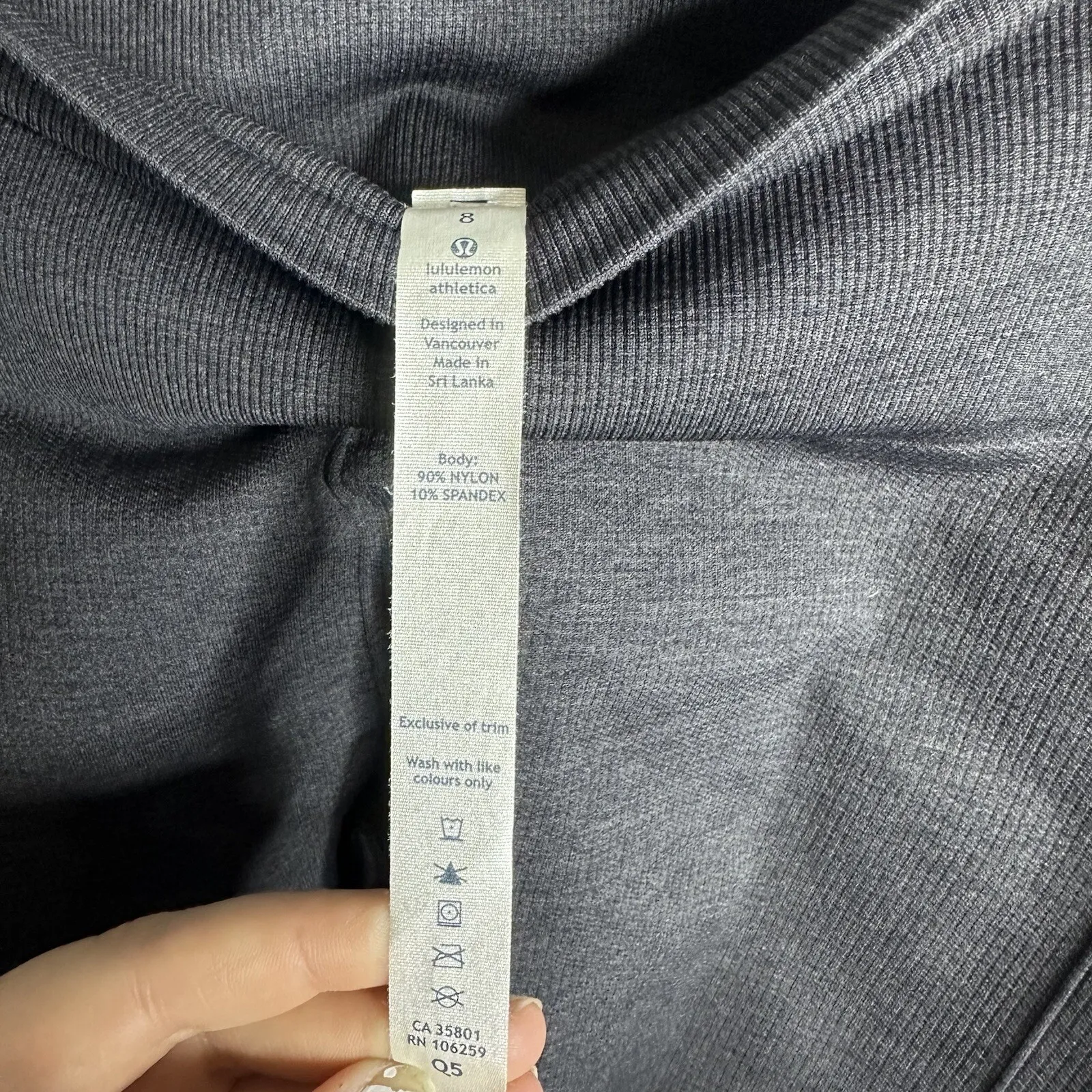 Women's Lululemon Size 8 In The Flow Cropped Leggings Scrunch High Rise‎ - Image 2