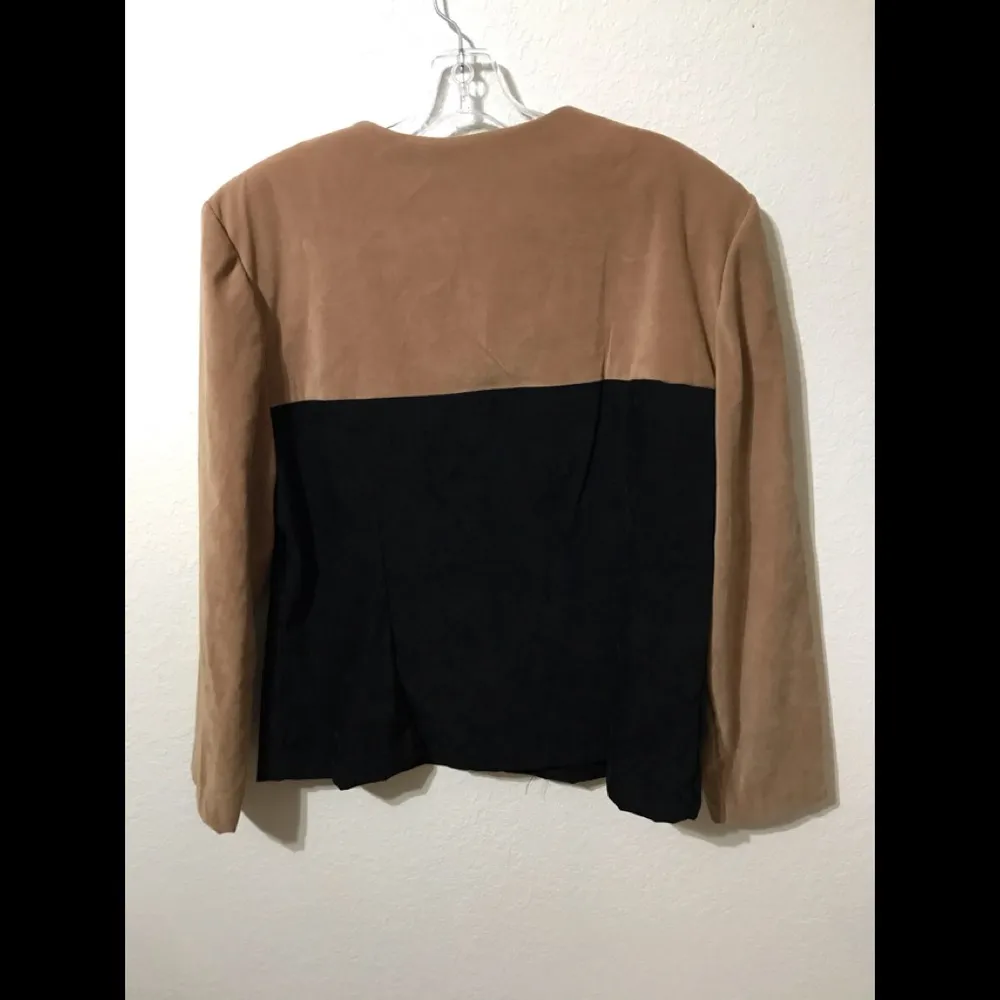 Scarlett Women’s Blazer Top Long Sleeve Size 18 - Image 2