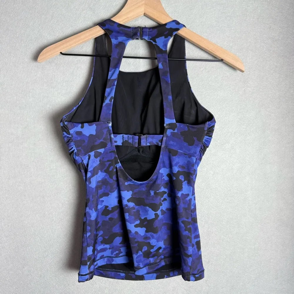 Athleta Women’s Blue and Black Camo High Neck Tankini Swim Top size 32D/DD - Image 3