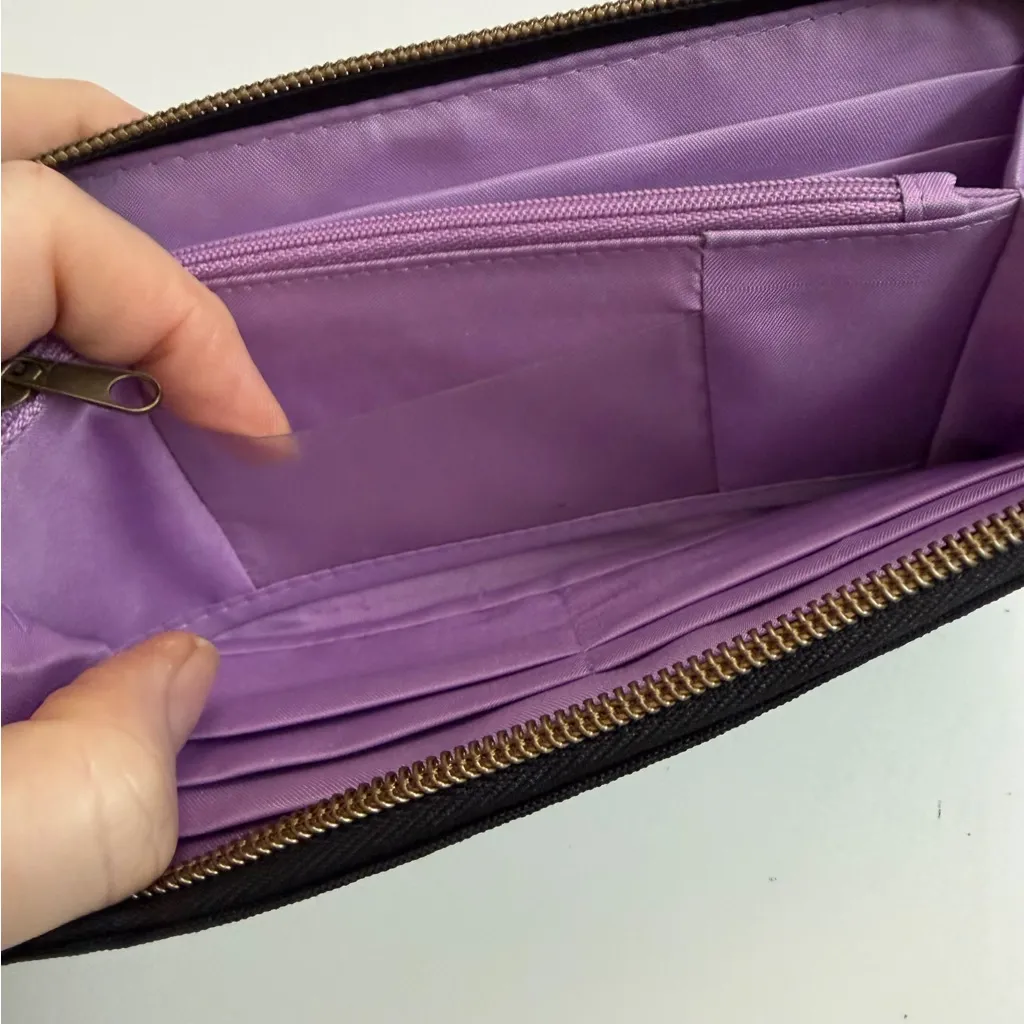 Travelon Wallet Zippered Closure Zip Pocket Credit Card Travel Black Purple - Image 12