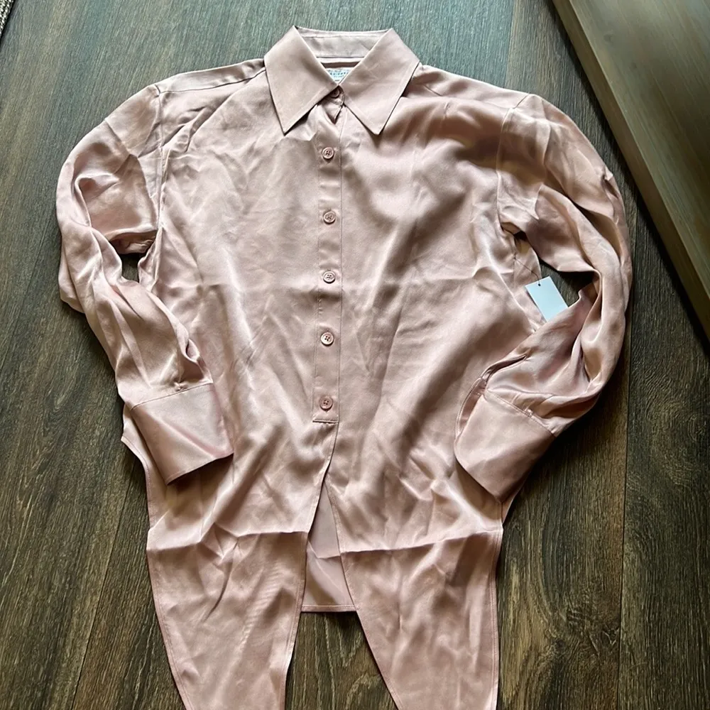 Equipment Geneva Top in Zephyr - Image 2