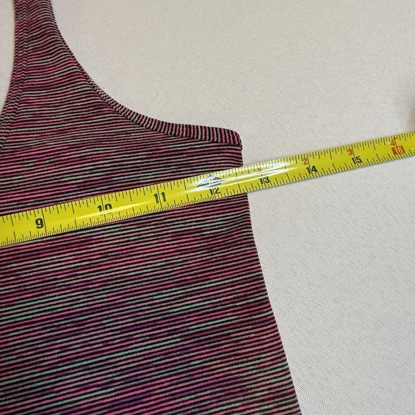 Lululemon Pink Athletic Racer Tank Top Womens ‎ Sleeveless Athleisure Gym Size 4 - Image 5