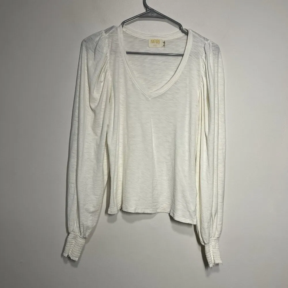 Nation LTD Tabitha Full Sleeve V-Neck Smocked‎ Cuff T-Shirt in Cream White XS - Image 2