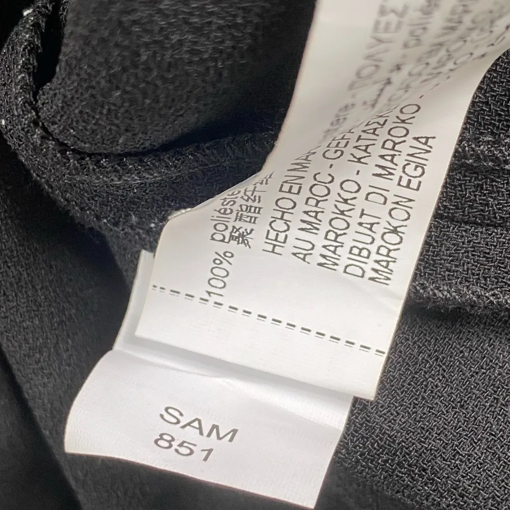 black dress with shoulder pads - Image 9