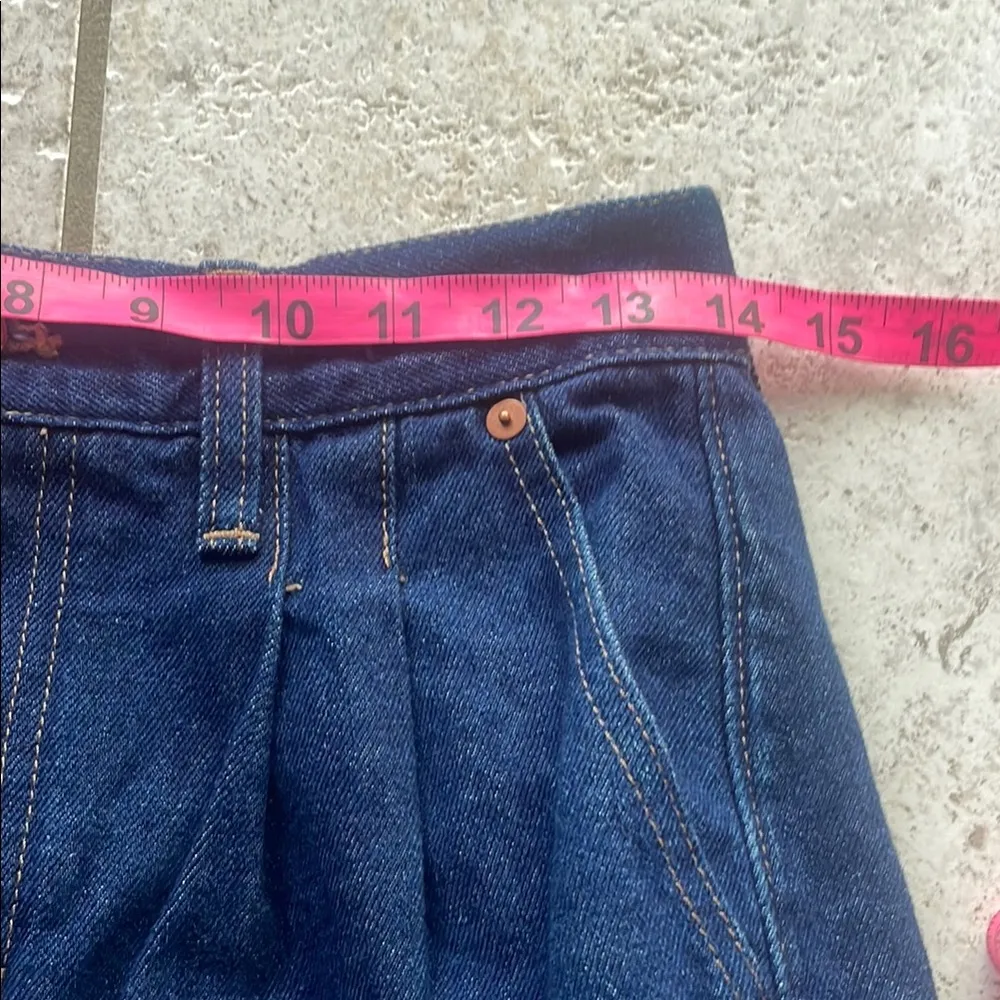 Madewell Baggy Straight Jeans in Woodham Wash Pleated Edition - Image 12