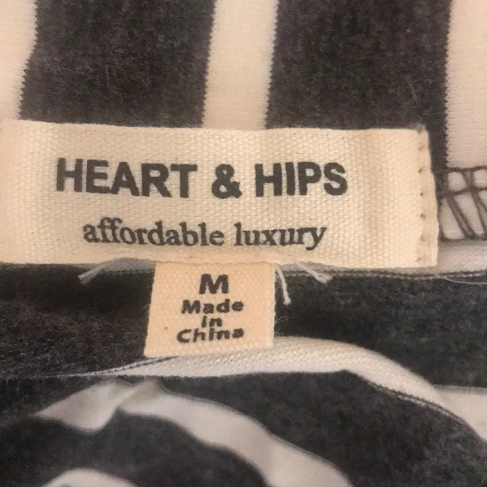 Heart & Hips Stripped Off the Shoulder Dress MED - Image 3