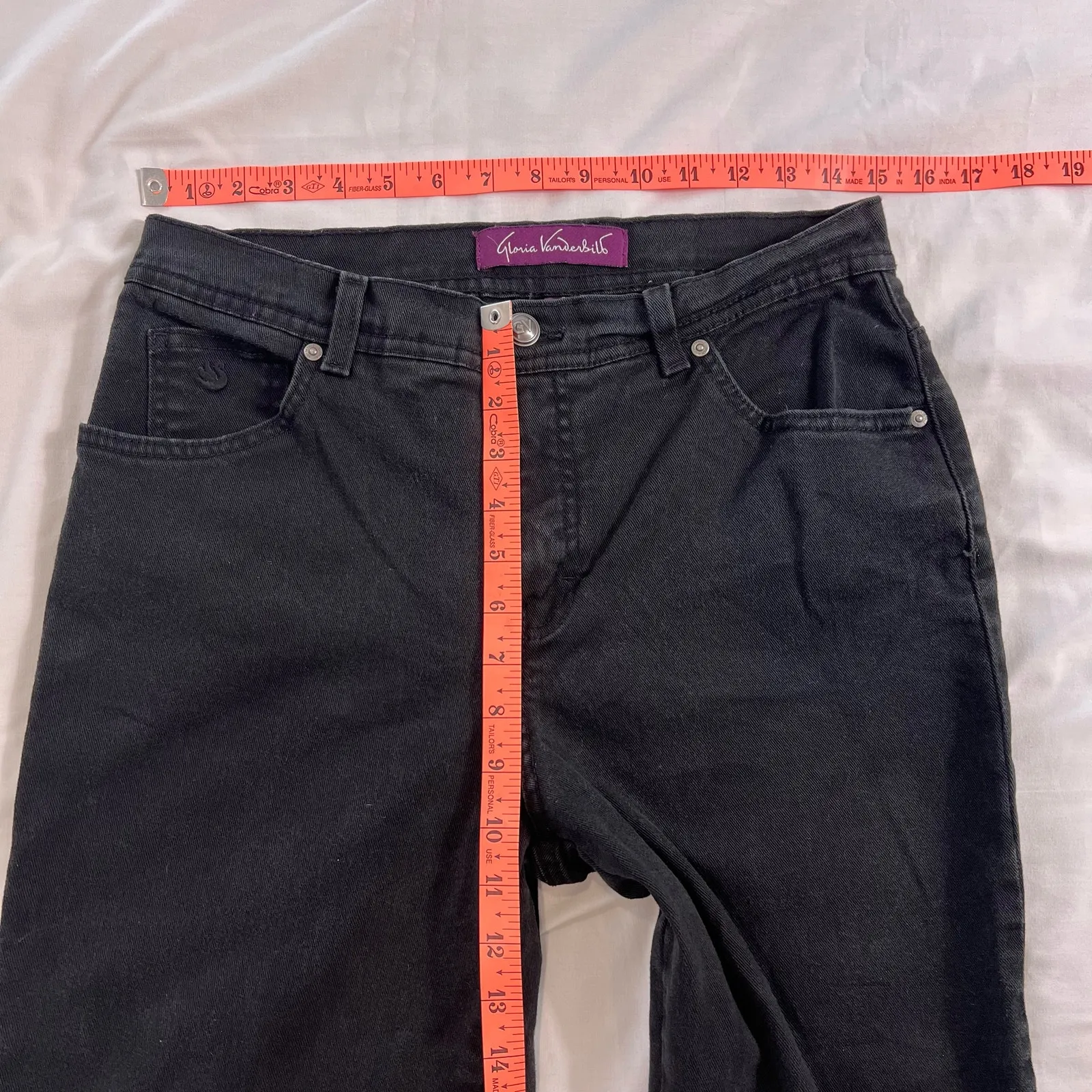 Gloria Vanderbilt Women's Size 8 Black Jeans - Image 3