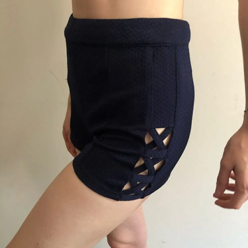 3/$20 High Waisted Crisscross Weave Cutout Shorts Navy Blue S F21 - Image 3