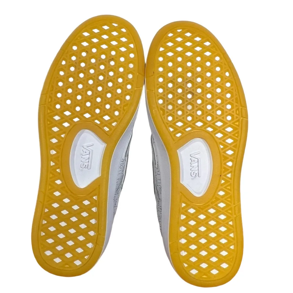 Vans Unisex House of Terror IT You'll Float Shoe Size 9 or 7.5 #B1602 - Image 6