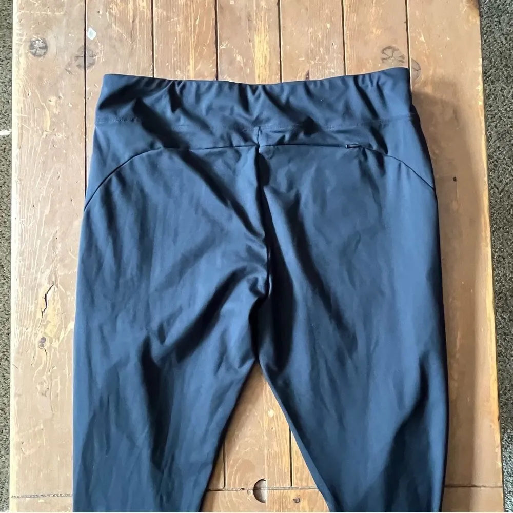 Lands' End  Sport Athletic Pants - Image 4