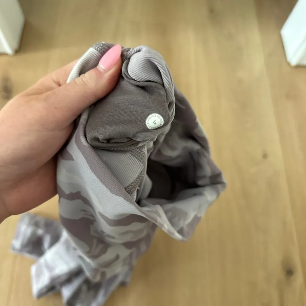 Wunder Under High-Rise Tight Luxtreme - Image 8