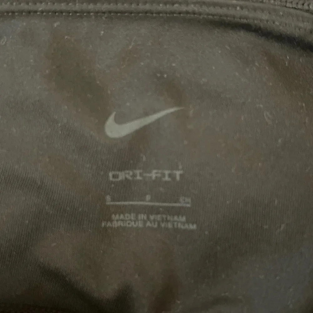 Women’s  Dri-Fit black athletic leggings, 22”, Size Small - Image 3