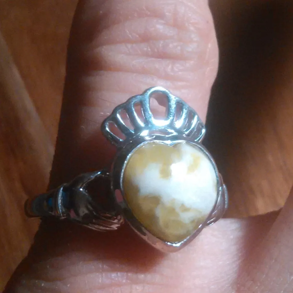 Connemara Marble Claddagh Sterling Silver Ring (Size 6) - Image 11