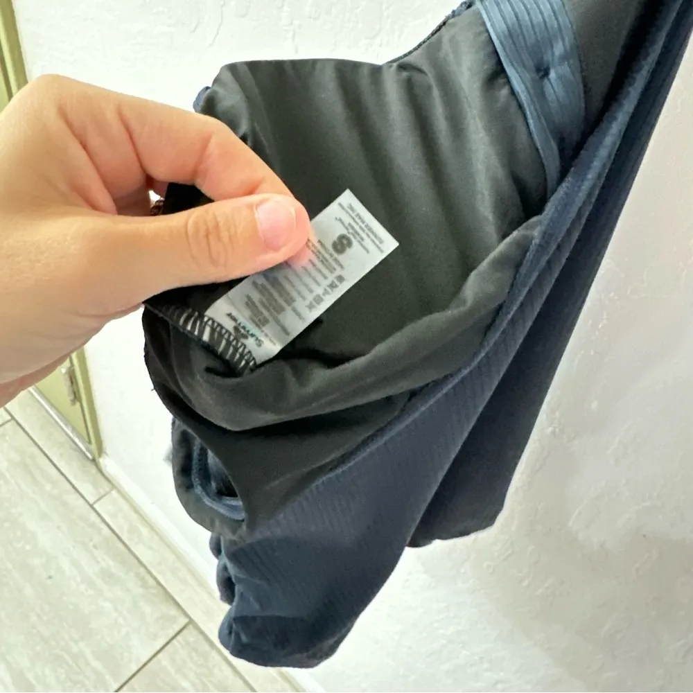 Summer Mae Navy Blue Ribbed Button Front One Piece Swimsuit Small - Image 3